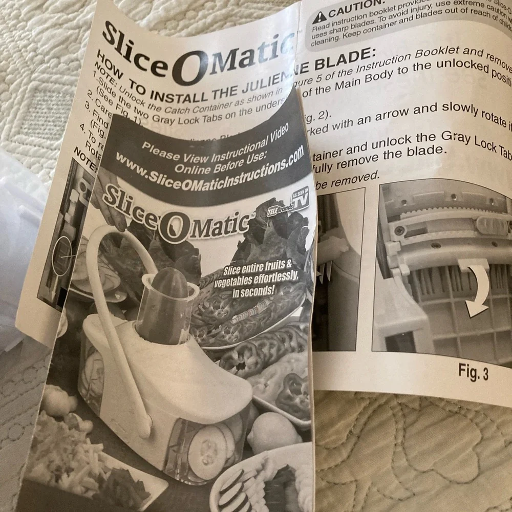 Mandolin Slicer! NEW SLICE-O-MATIC w Instruction Booklet 2 Blades Uniform Cuts